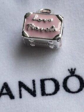 Pandora Love Travels Charm